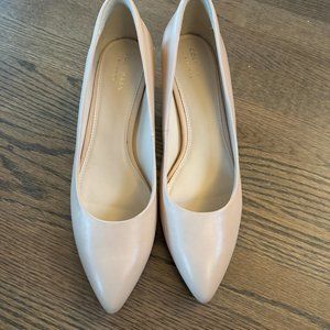 Cole Haan NWOT nude kitten heel pump size 9B
